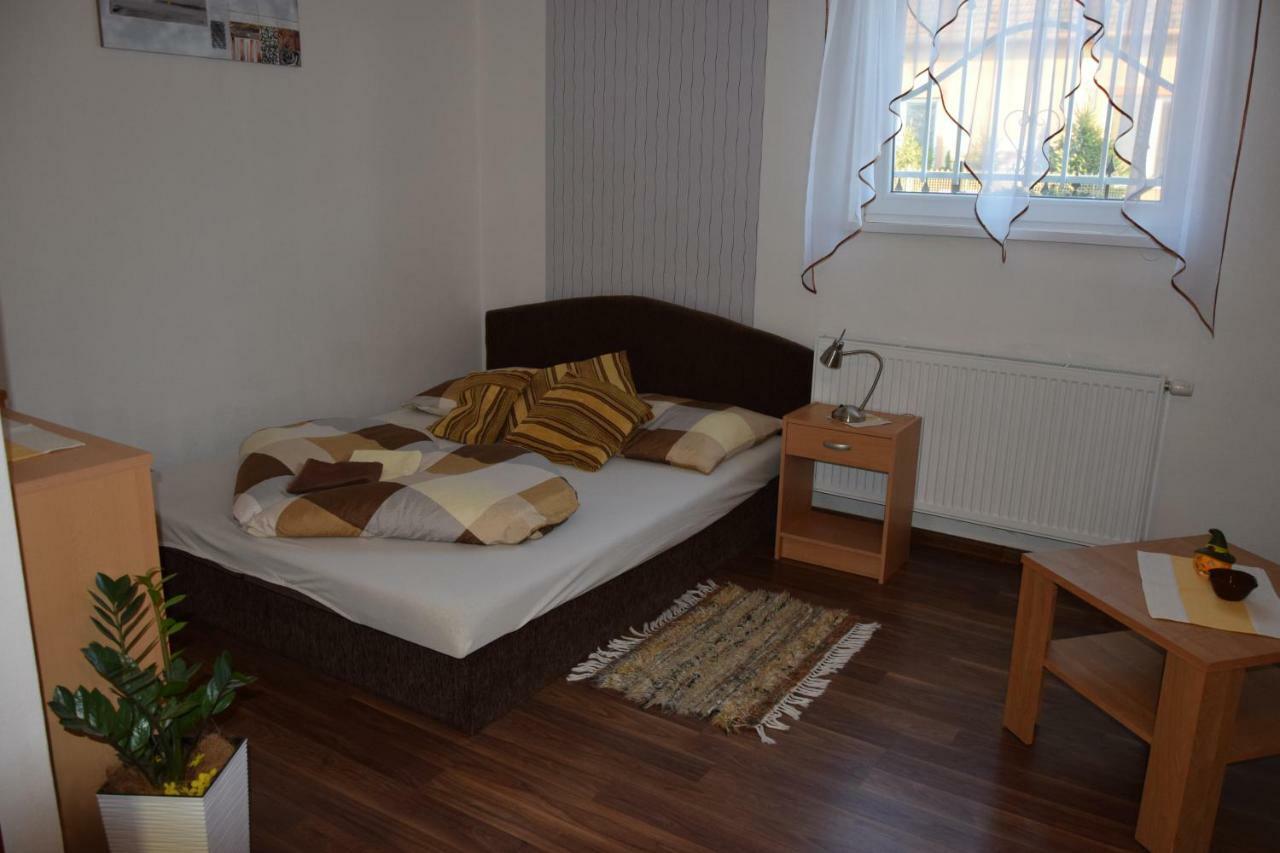 Belany Studios Veľký Meder 외부 사진